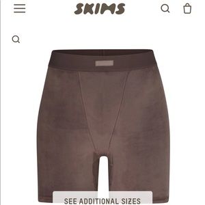 NWT SKIMS Velour Bike Short Amethyst S